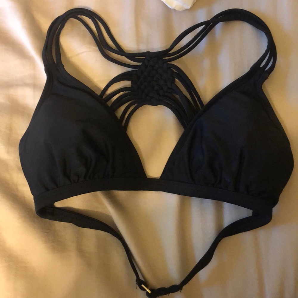Black bikini top